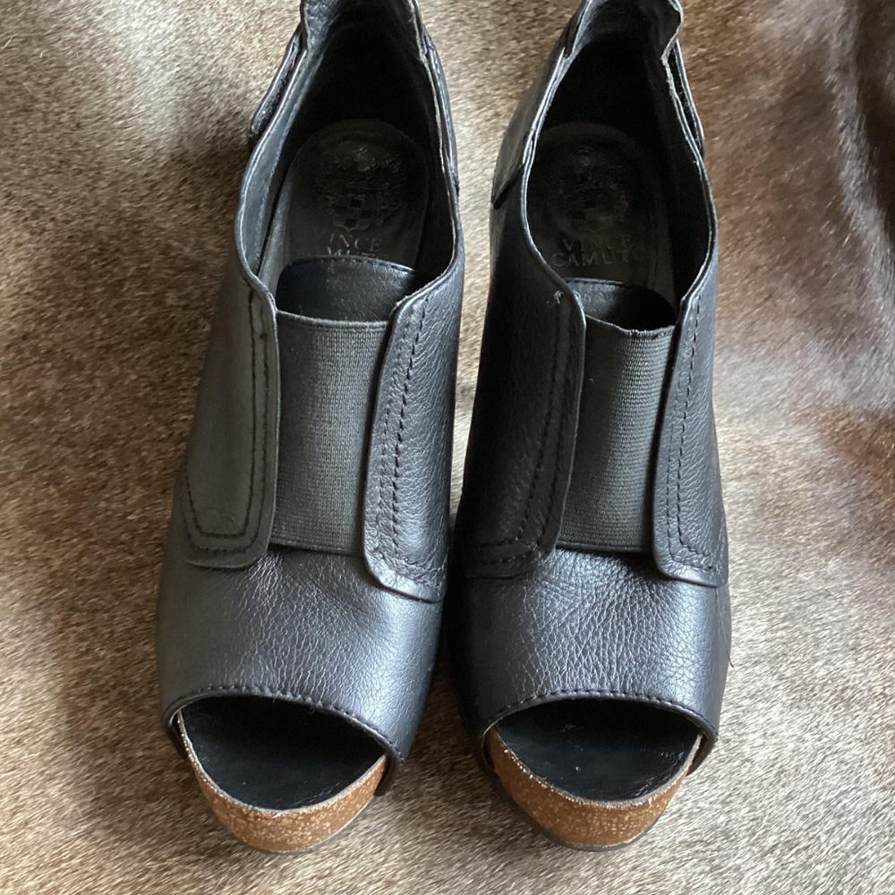Vince Camuto Black Leather Heels - Picture 2 of 11